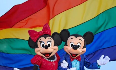 Ejecutivo de Disney reconoce que quiere que los niños vean contenido LGTBI