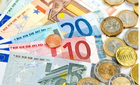 Parlamento Europeo aprueba severos límites a las transacciones en efectivo