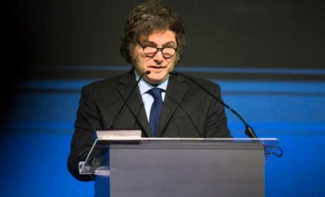 Javier Milei desafía la presión mundial mientras Argentina se opone a las pastillas abortivas